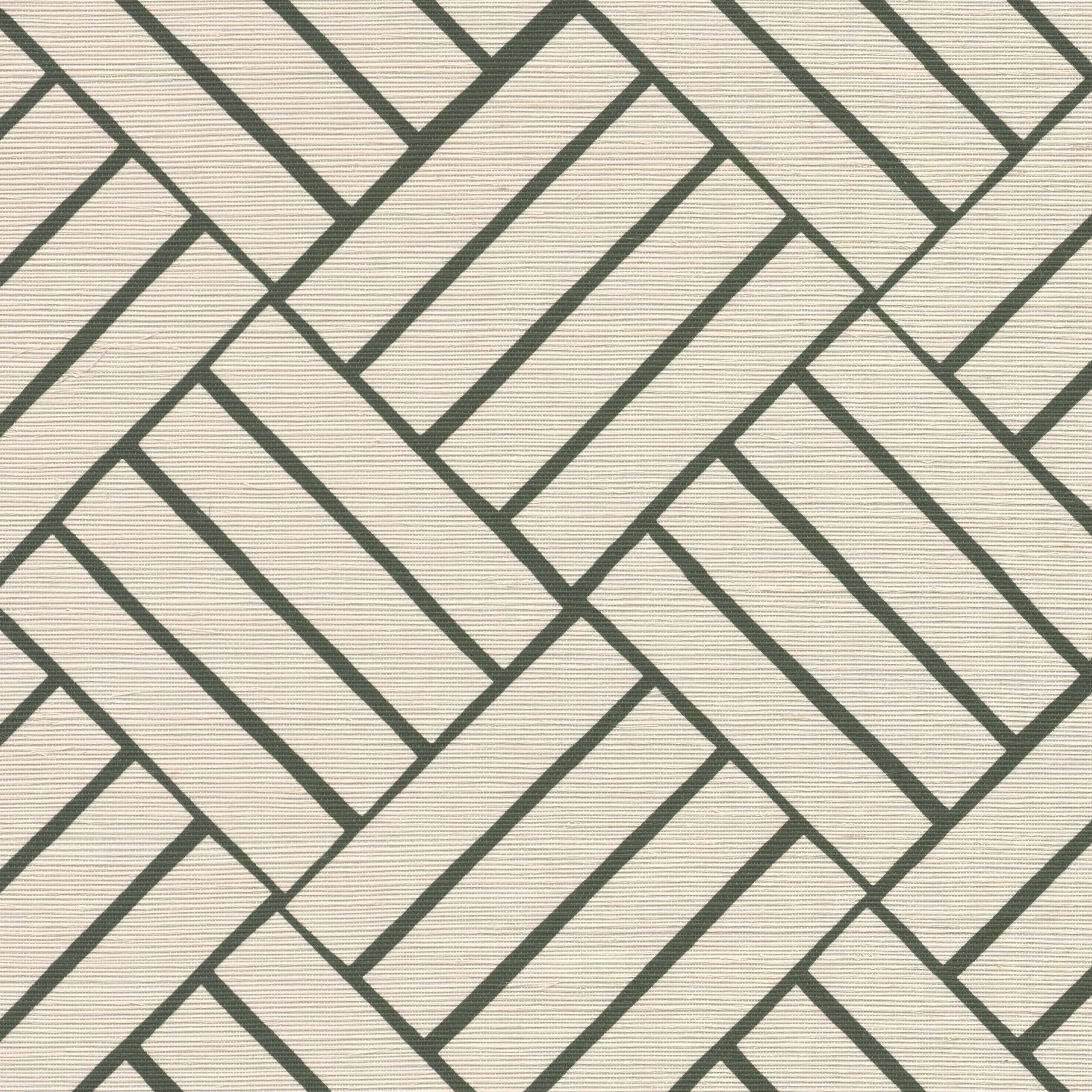 Color: Dark Green